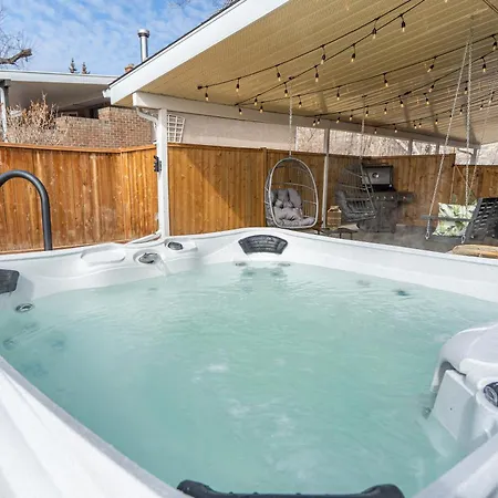 Timber Valley I Hottub I Pingpong I Sleep 14 I Bbq Drumheller Exterior photo